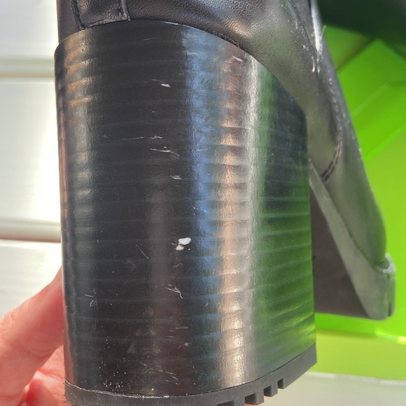 Sam Edelman Leather Rollins Chelsea Boot - Picture 10 of 14